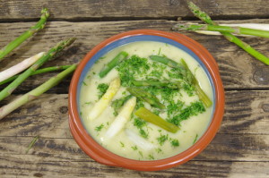 Creamy Vegan Asparagus Soup